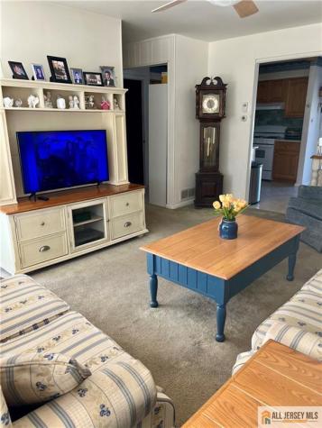 206 Oakmanor Parkway South Plainfield NJ 07080