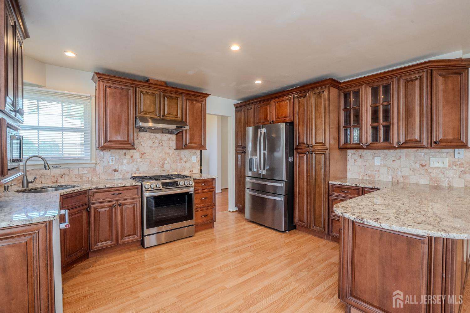 4 Chipwood Lane North Brunswick NJ 08902