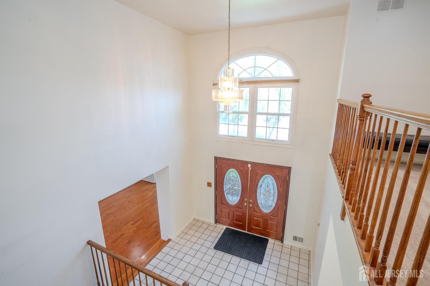 4 Chipwood Lane North Brunswick NJ 08902