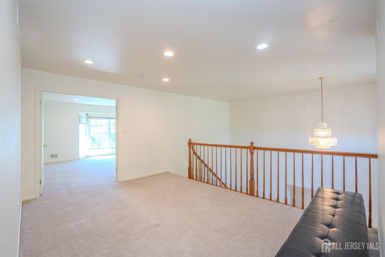 4 Chipwood Lane North Brunswick NJ 08902
