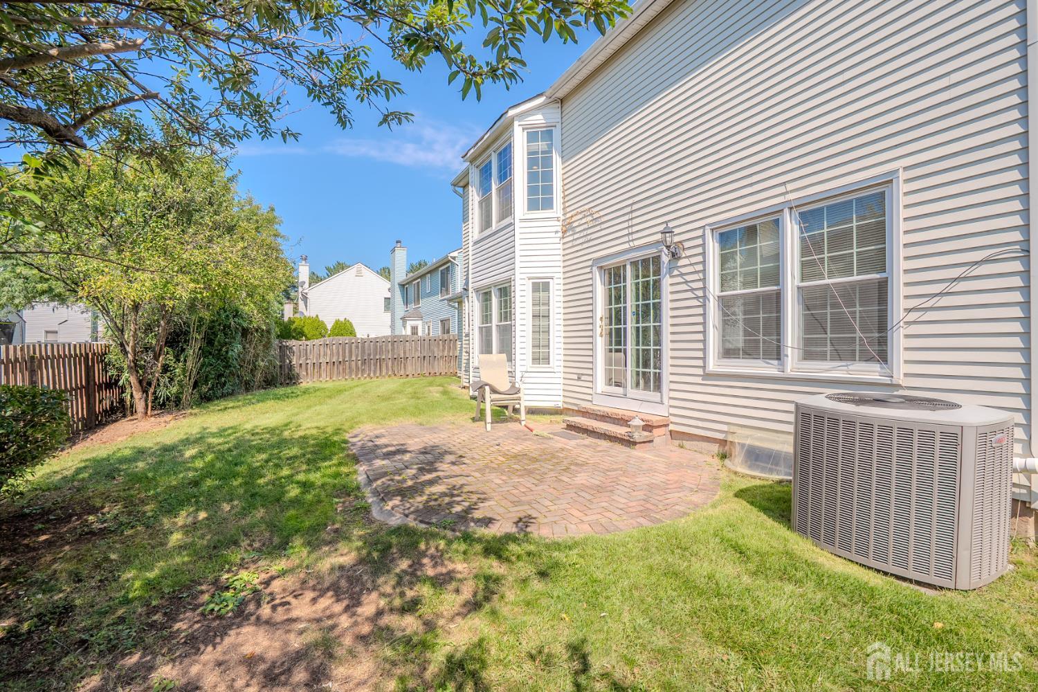 4 Chipwood Lane North Brunswick NJ 08902