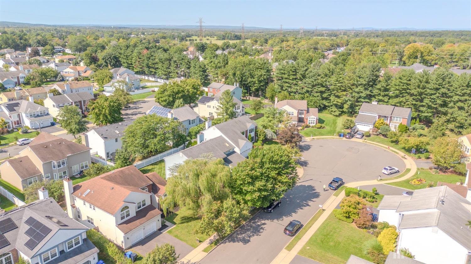 4 Chipwood Lane North Brunswick NJ 08902