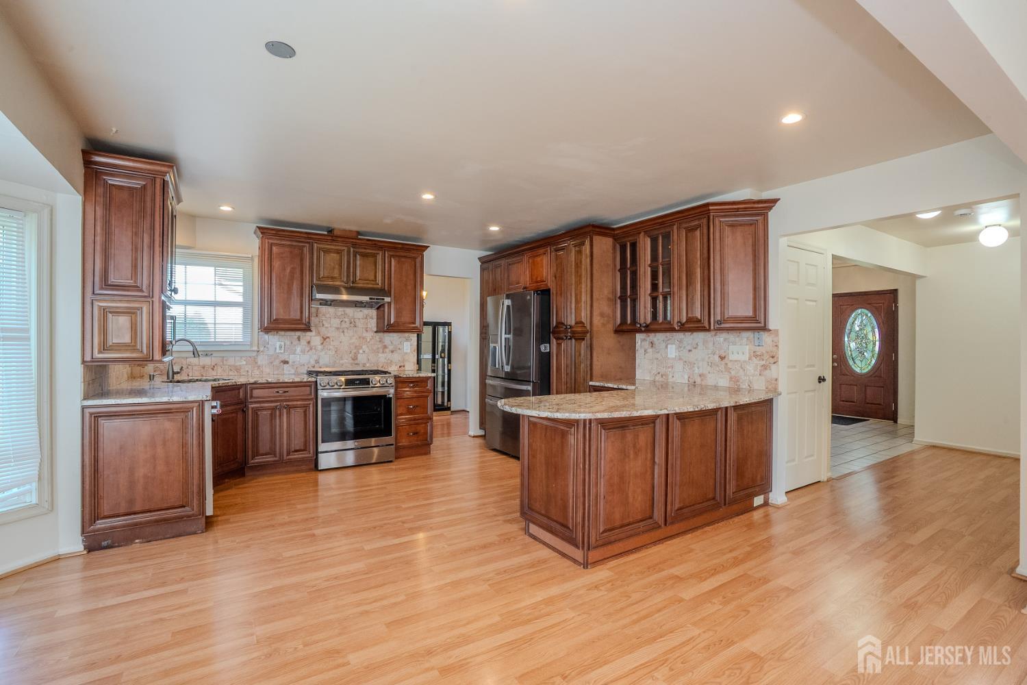 4 Chipwood Lane North Brunswick NJ 08902