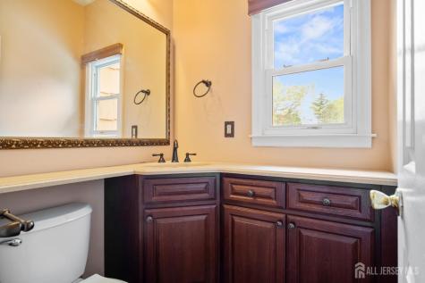 17 Green Hills Road East Brunswick NJ 08816