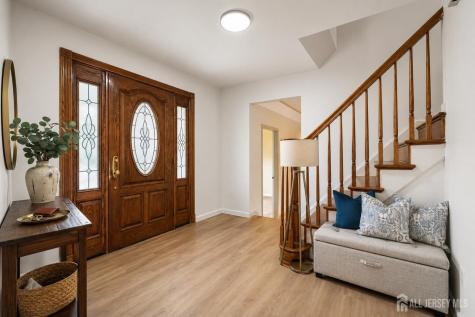 17 Green Hills Road East Brunswick NJ 08816