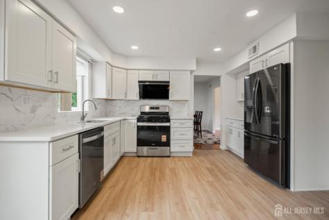 17 Green Hills Road East Brunswick NJ 08816