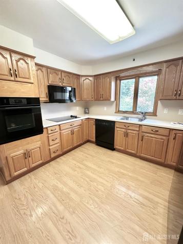 760 Coolidge Avenue Woodbridge Proper NJ 07095