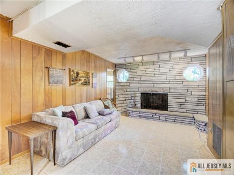 179 Willett Avenue South River NJ 08882