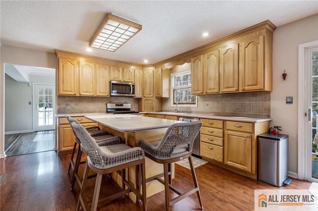 18 Loveland Court East Windsor NJ 08512