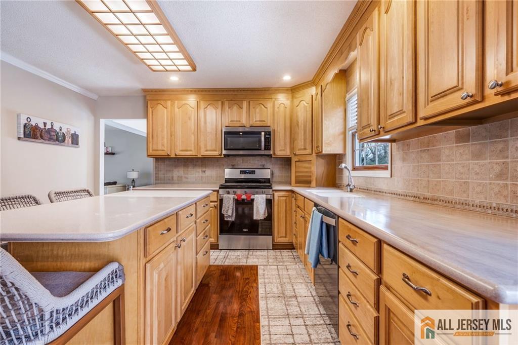 18 Loveland Court East Windsor NJ 08512