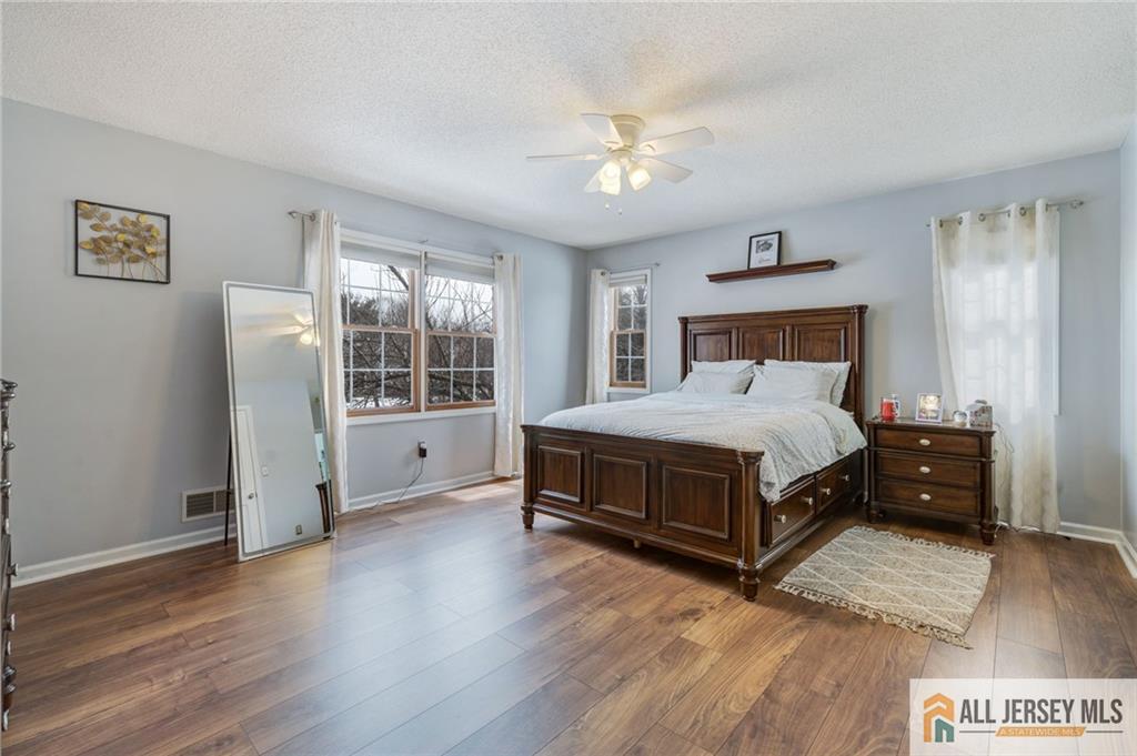 18 Loveland Court East Windsor NJ 08512