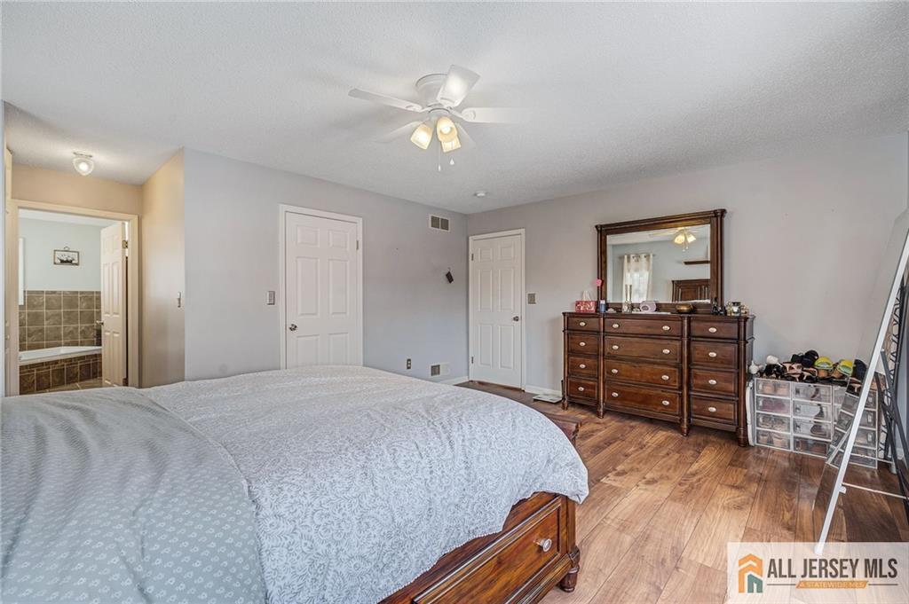 18 Loveland Court East Windsor NJ 08512