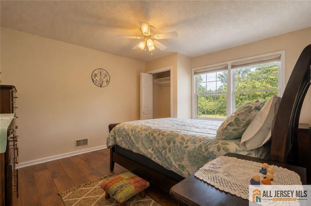 18 Loveland Court East Windsor NJ 08512