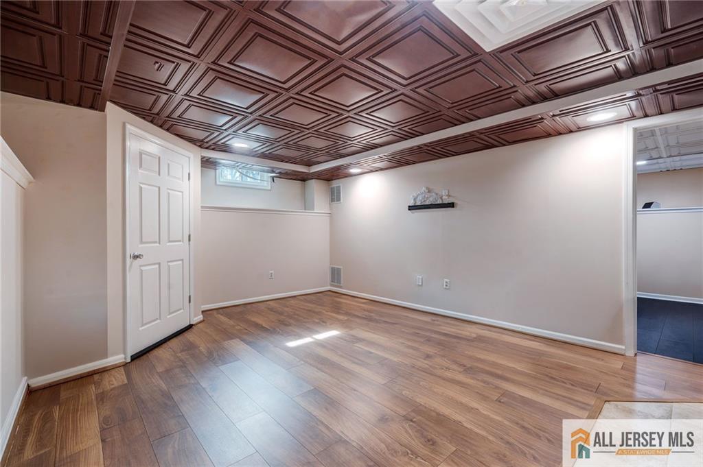 18 Loveland Court East Windsor NJ 08512