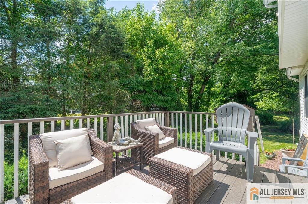 18 Loveland Court East Windsor NJ 08512
