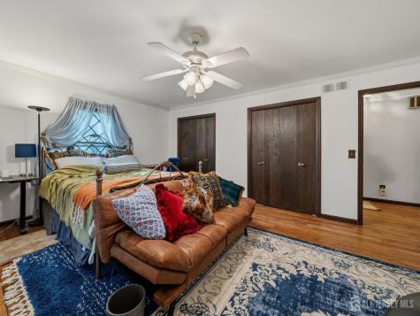 902 Joan Court North Brunswick NJ 08902
