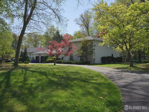 902 Joan Court North Brunswick NJ 08902