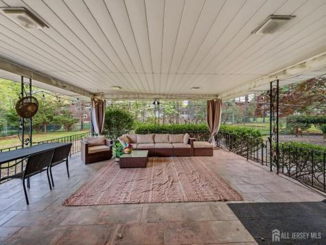 902 Joan Court North Brunswick NJ 08902
