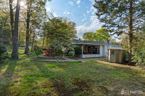 902 Joan Court North Brunswick NJ 08902