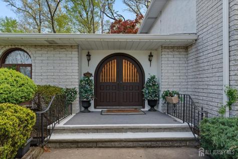 902 Joan Court North Brunswick NJ 08902