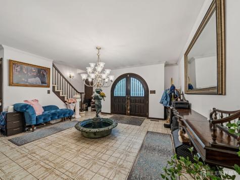 902 Joan Court North Brunswick NJ 08902