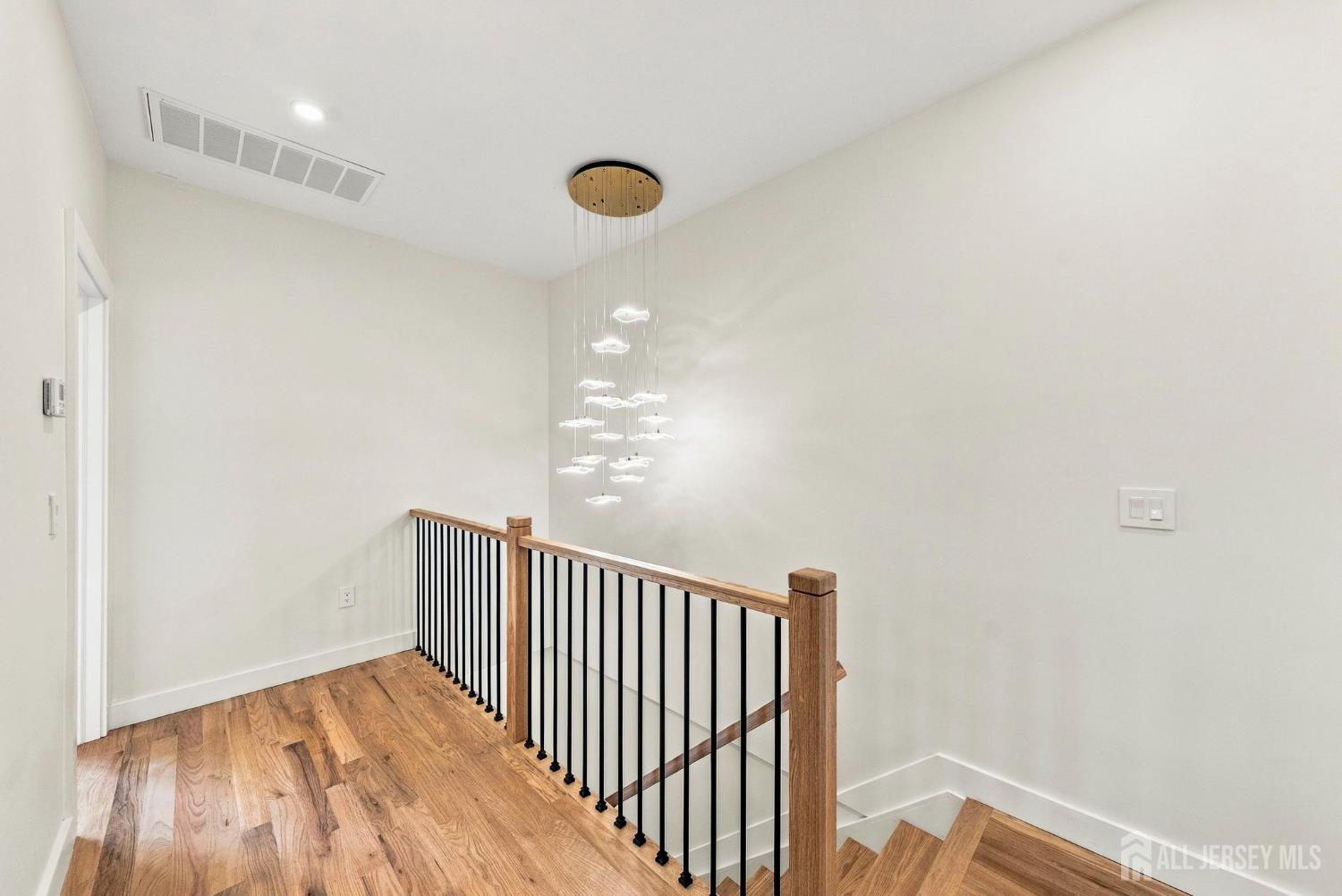458 Lawrie Street Perth Amboy NJ 08861