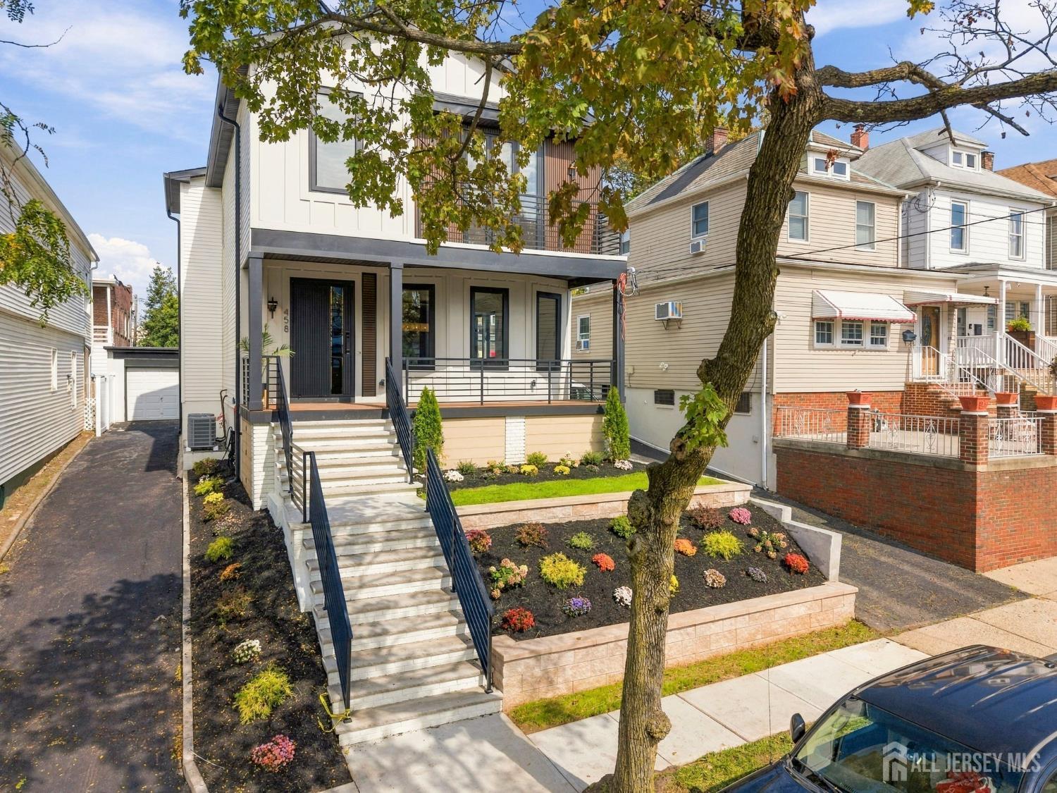 458 Lawrie Street Perth Amboy NJ 08861
