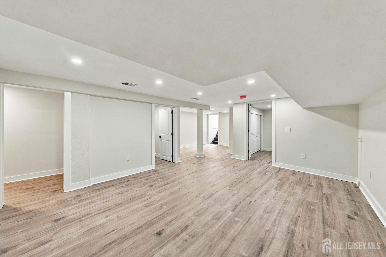458 Lawrie Street Perth Amboy NJ 08861