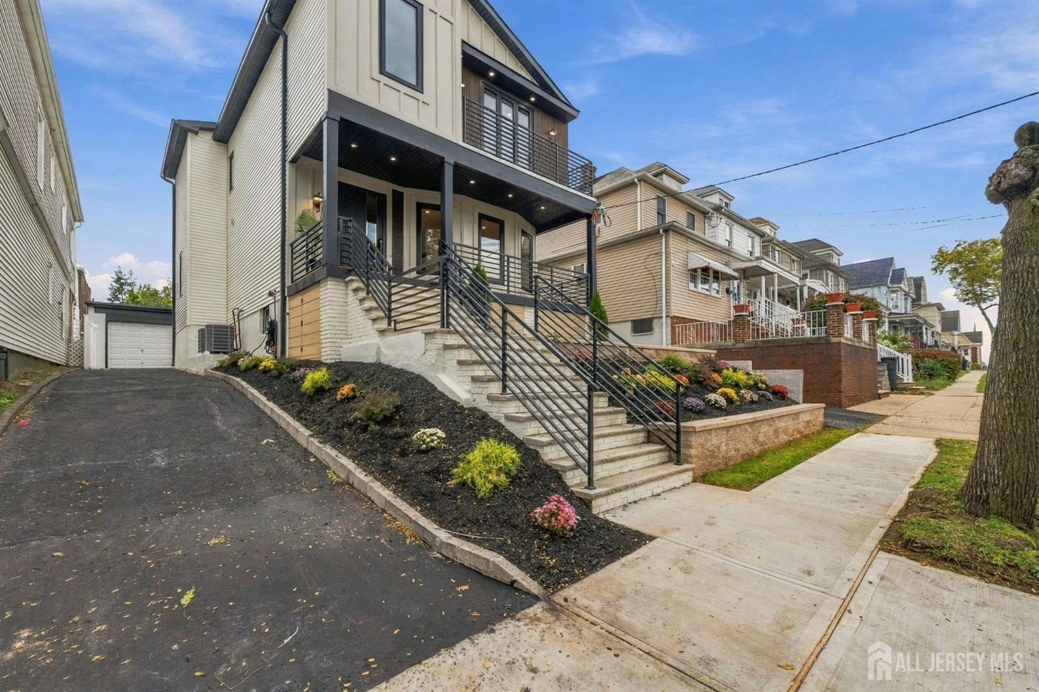 458 Lawrie Street Perth Amboy NJ 08861