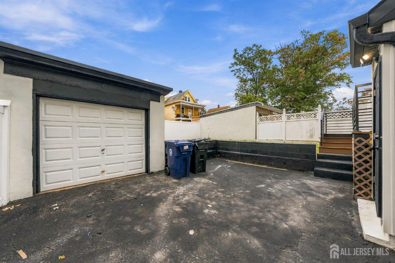 458 Lawrie Street Perth Amboy NJ 08861