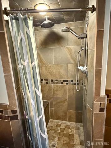 16 New Dover Avenue Colonia NJ 07067