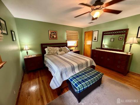 16 New Dover Avenue Colonia NJ 07067