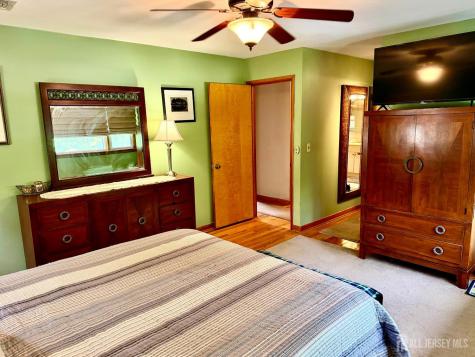 16 New Dover Avenue Colonia NJ 07067