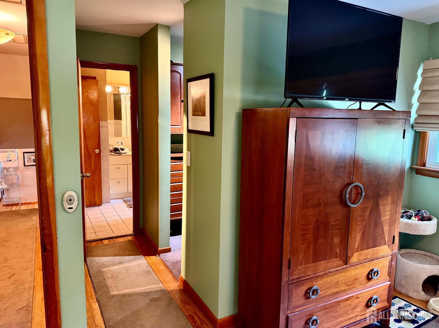 16 New Dover Avenue Colonia NJ 07067