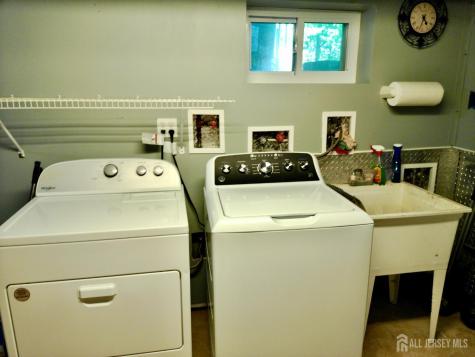16 New Dover Avenue Colonia NJ 07067