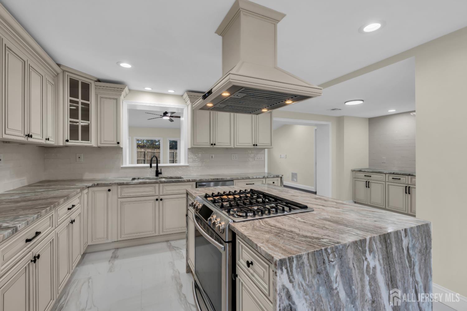 537 S Atlantic Avenue Aberdeen NJ 07747