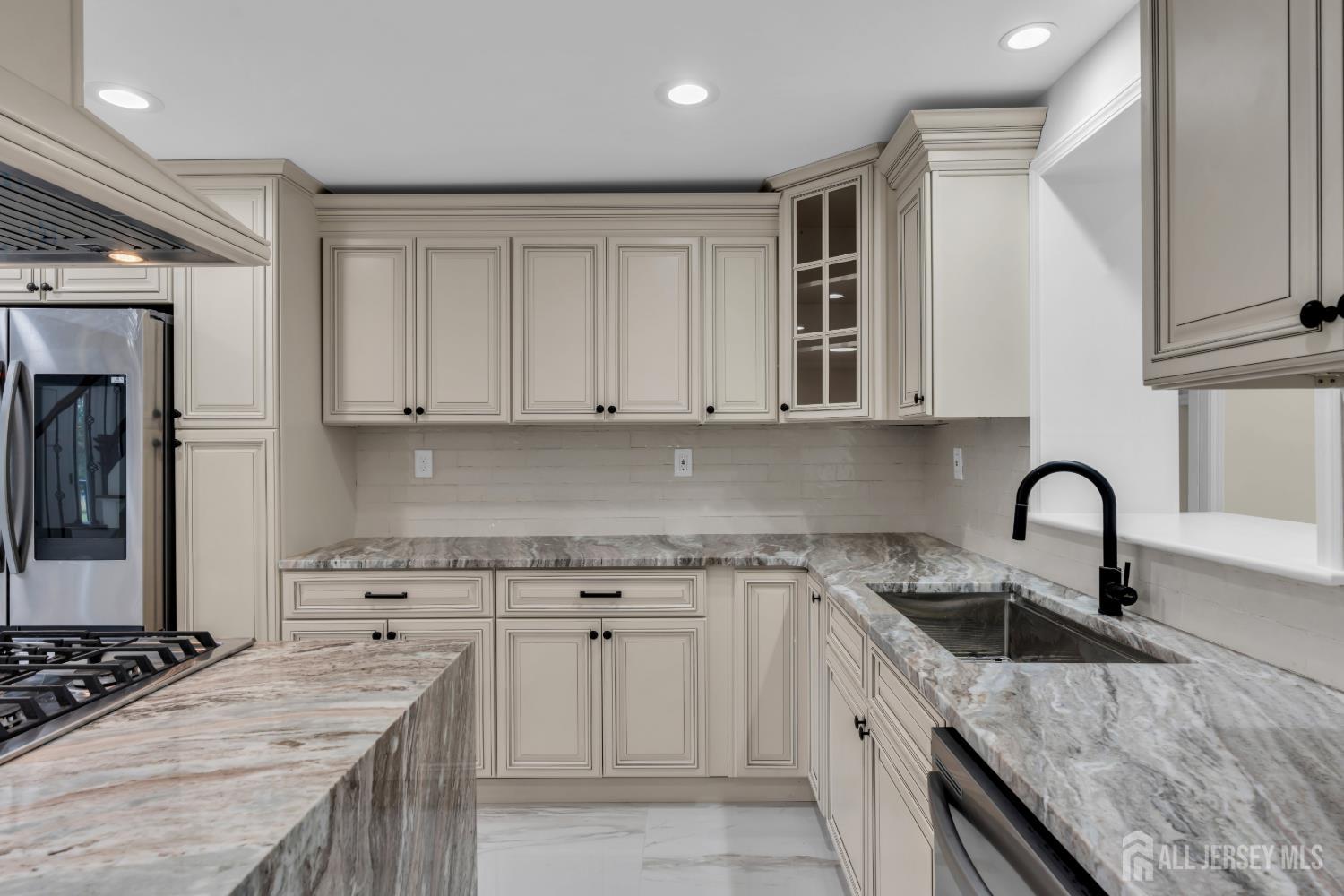 537 S Atlantic Avenue Aberdeen NJ 07747