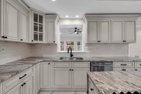 537 S Atlantic Avenue Aberdeen NJ 07747