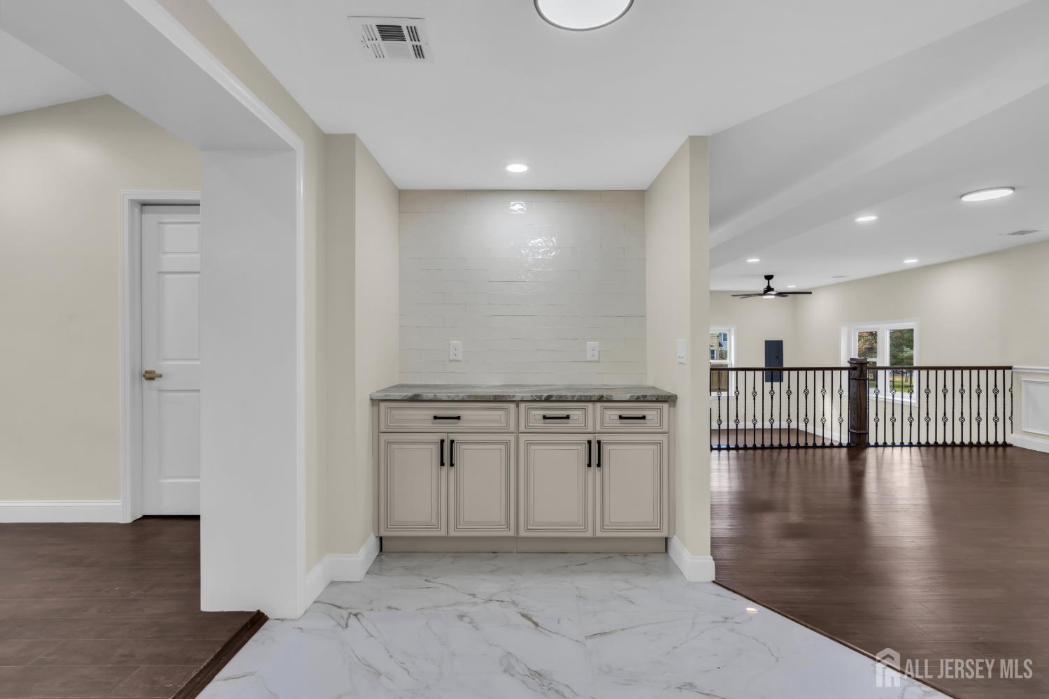 537 S Atlantic Avenue Aberdeen NJ 07747