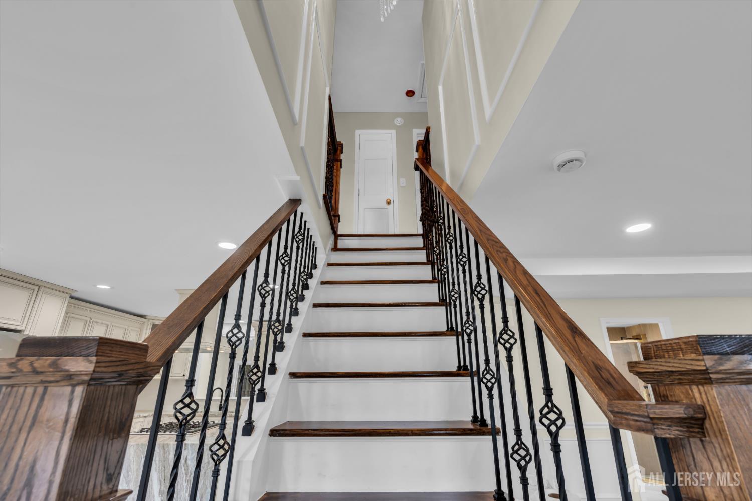 537 S Atlantic Avenue Aberdeen NJ 07747