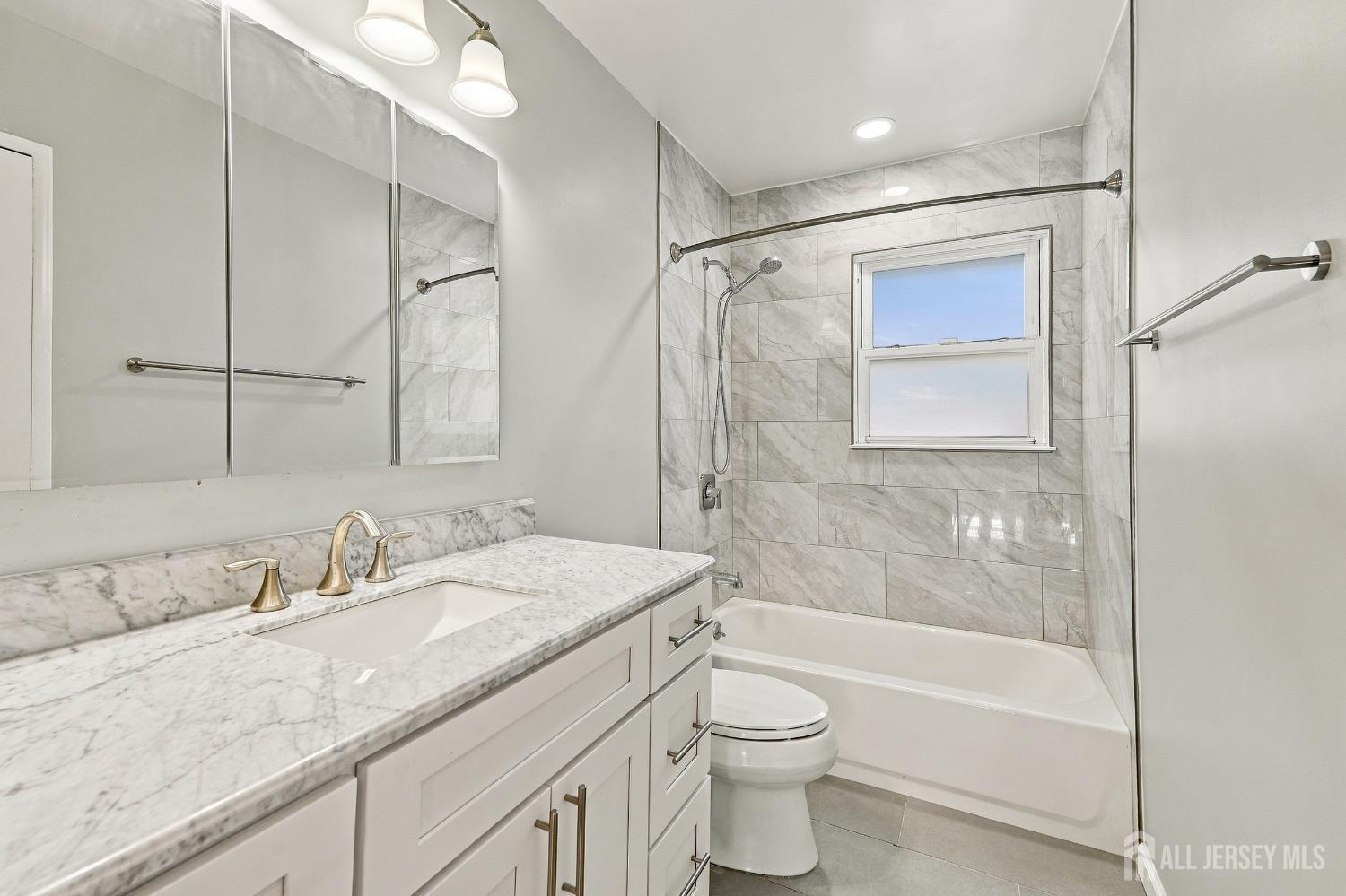 75 Tammy Place Iselin NJ 08830
