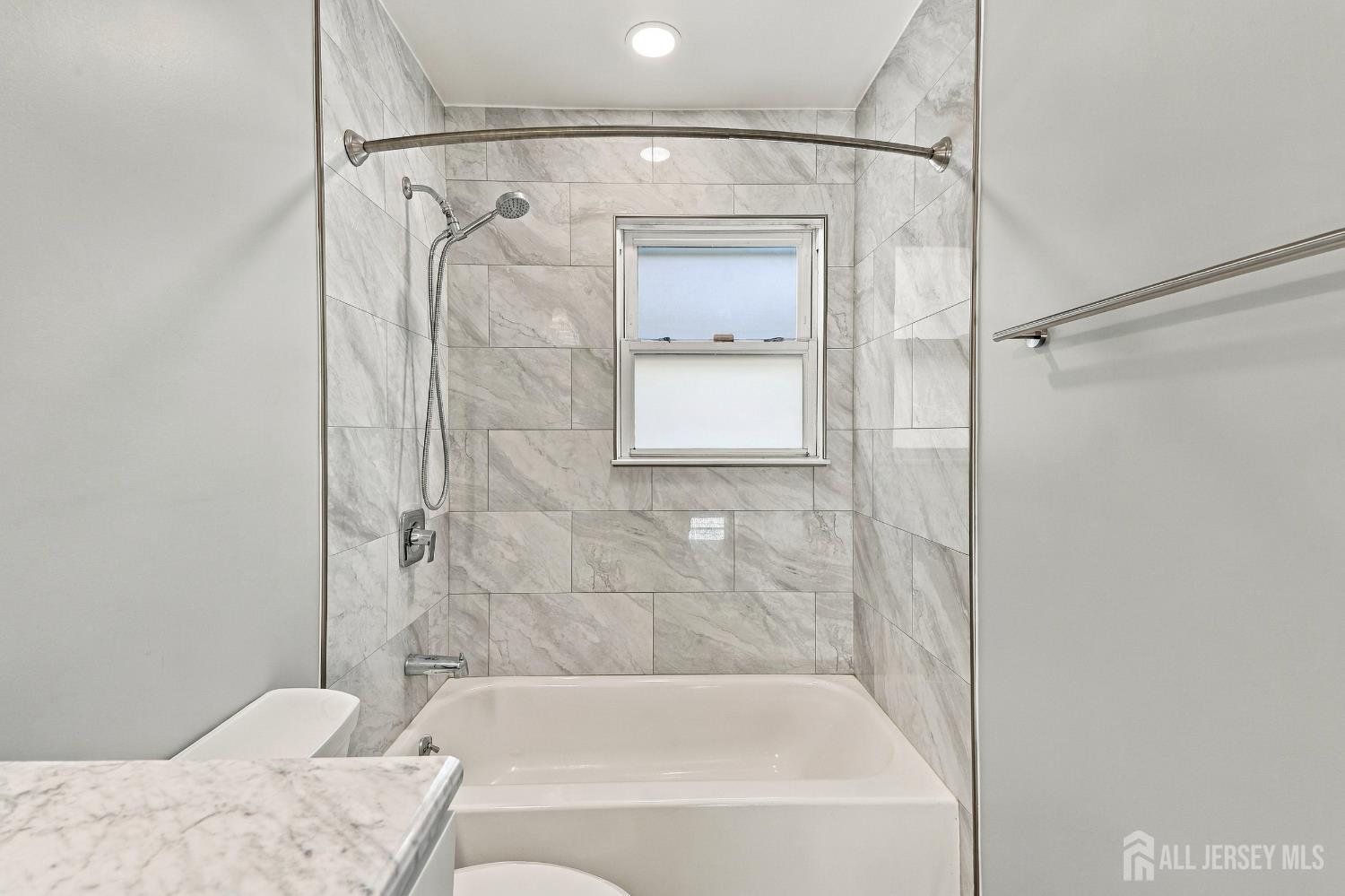 75 Tammy Place Iselin NJ 08830