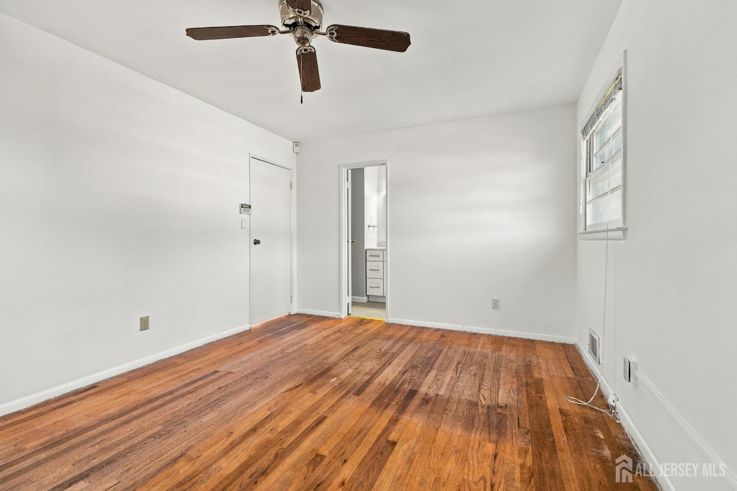 75 Tammy Place Iselin NJ 08830