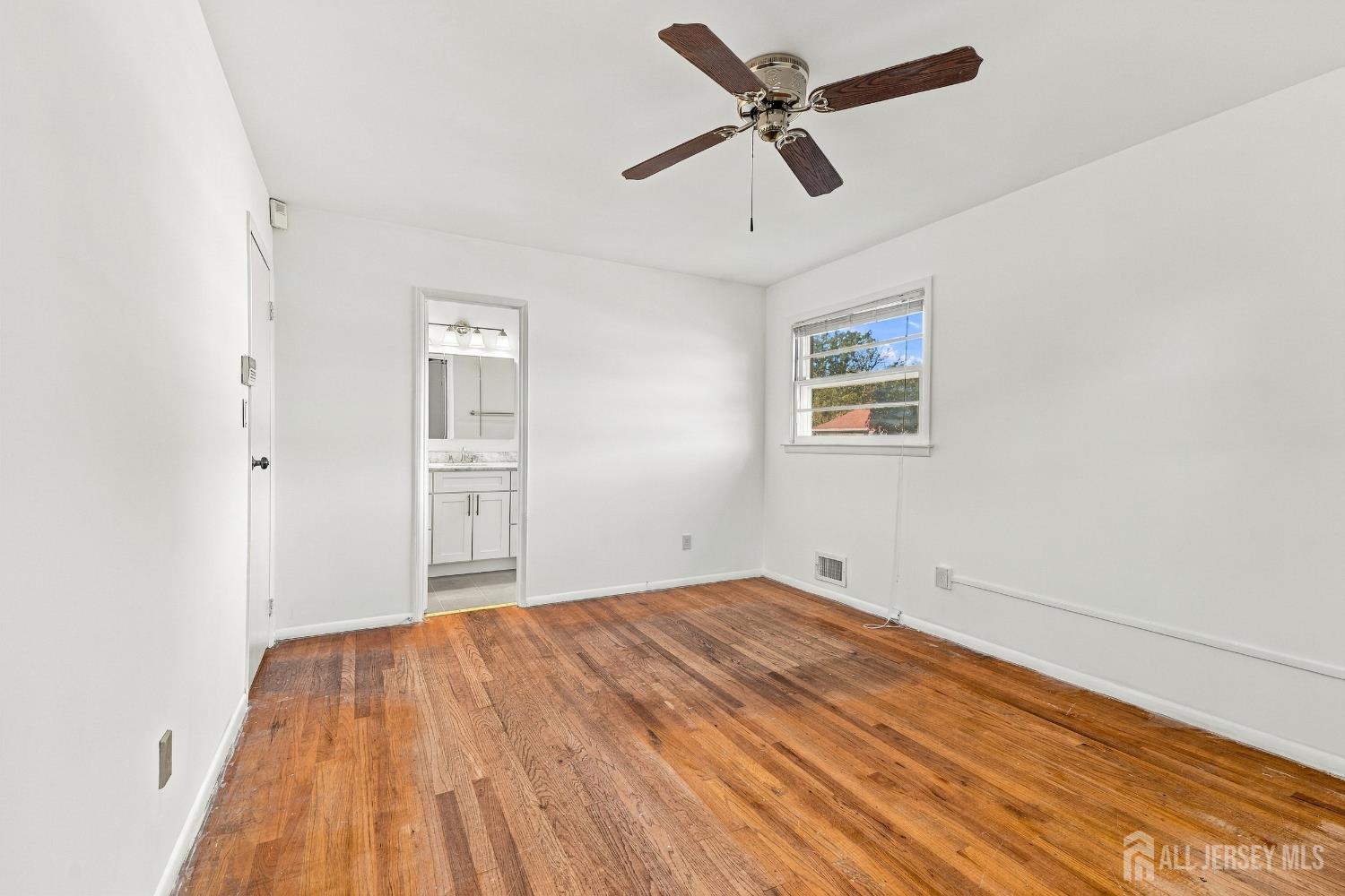75 Tammy Place Iselin NJ 08830