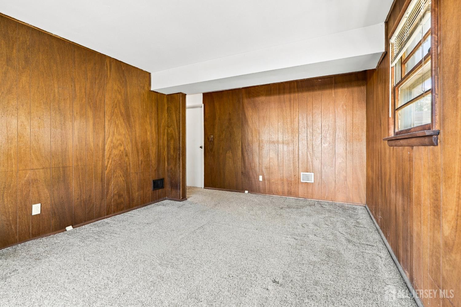 75 Tammy Place Iselin NJ 08830