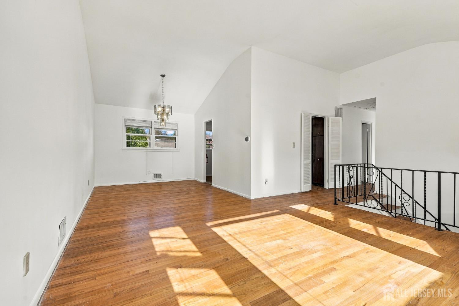 75 Tammy Place Iselin NJ 08830