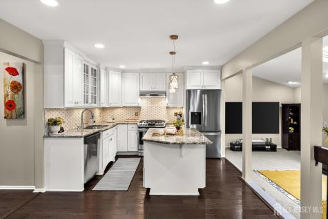 45 Ditmars Circle Hillsborough NJ 08844