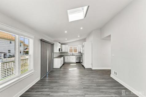 67 Victoria Way Sewaren NJ 07077