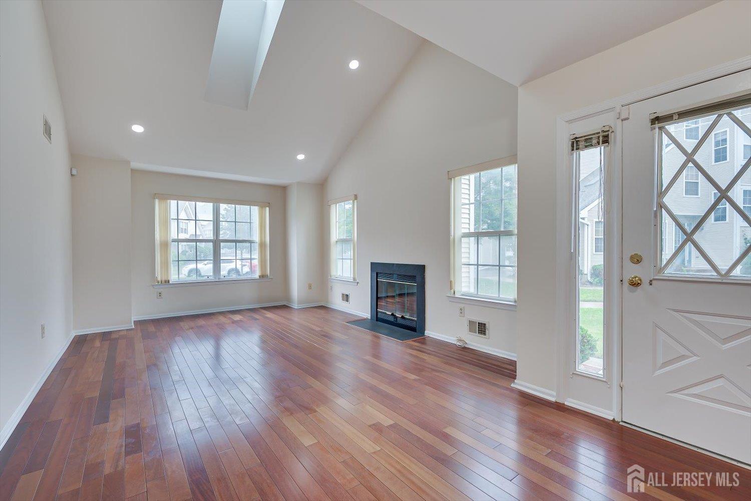 15 Allison Court South Brunswick NJ 08852