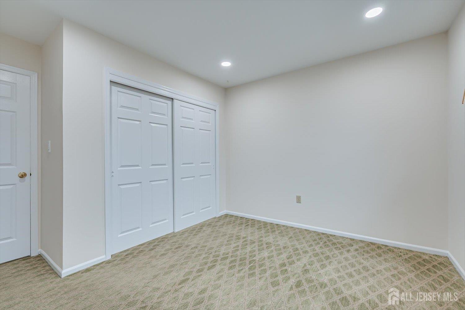 15 Allison Court South Brunswick NJ 08852